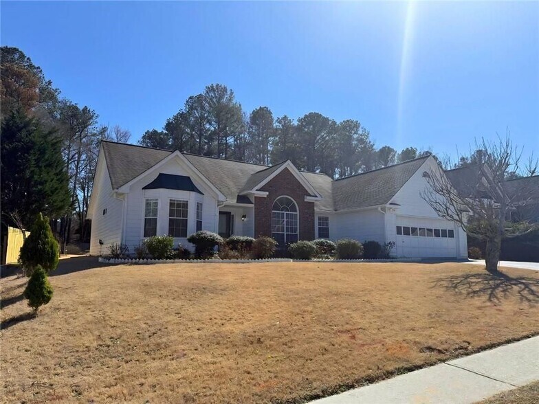 Building Photo - 2029 Manor Oak Ln NE