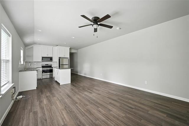 Building Photo - 910-914 N Throckmorton St