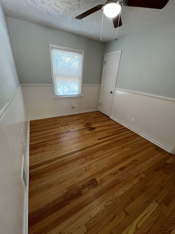 Building Photo - 6008 S Benton Ave