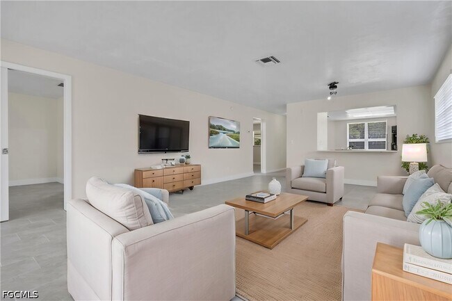 Building Photo - 1628 Orchid Blvd