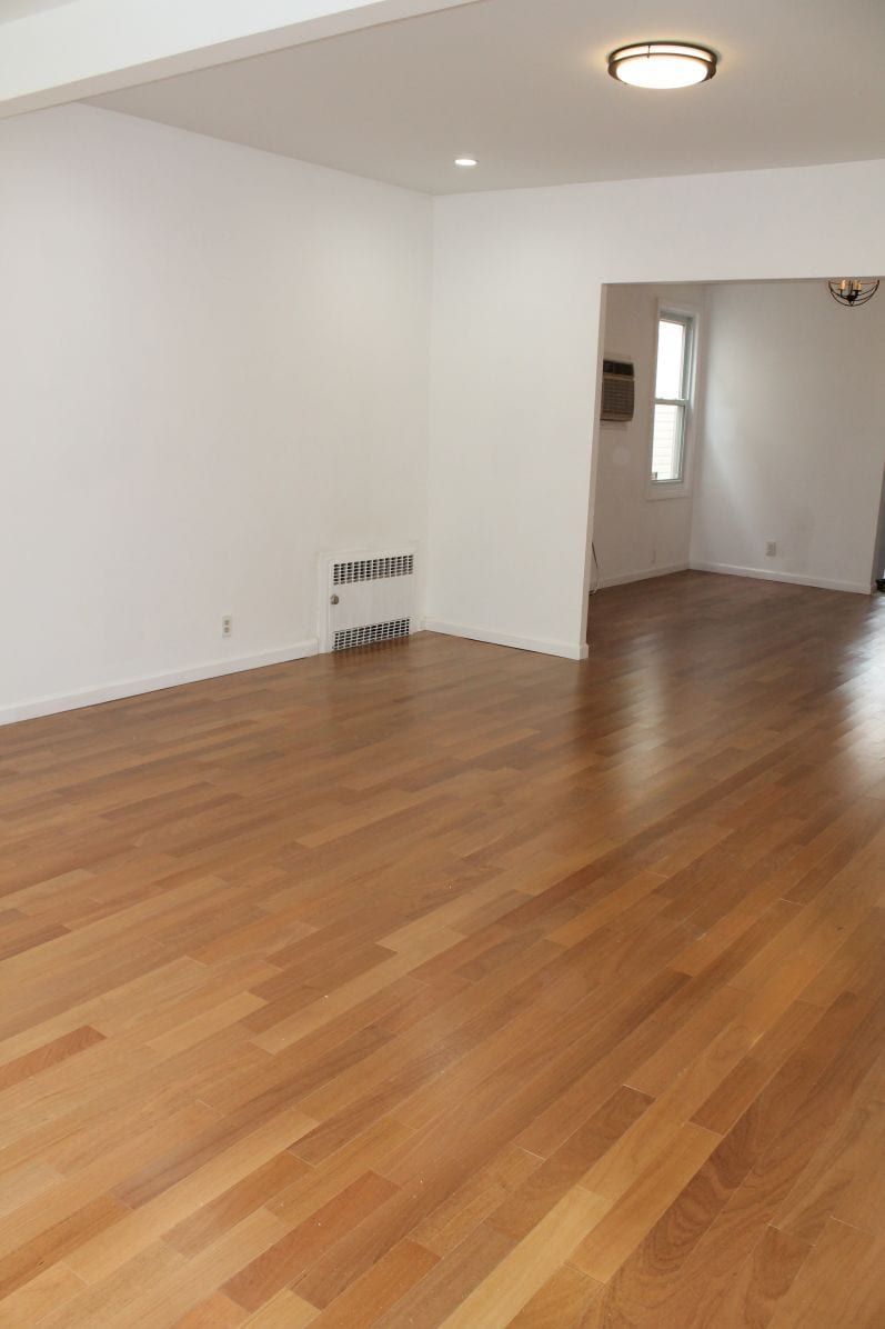 Building Photo - 6954 Loubet St