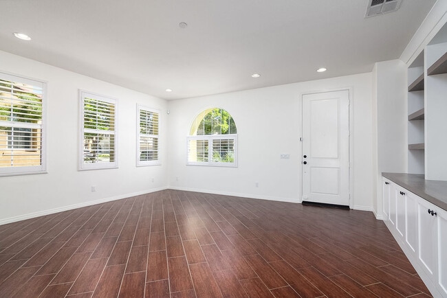 Building Photo - 3558 Summit Trail Ct