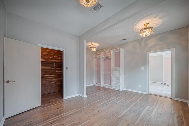 Building Photo - 5415 Olympia Fields Ln