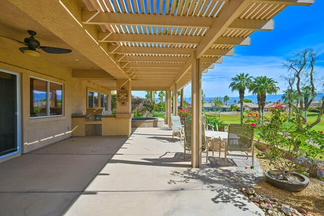 Building Photo - 45218 Coeur Dalene Dr