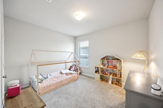 Building Photo - 3039 Forest Creek Dr