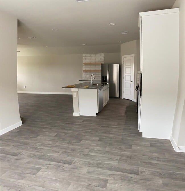 Building Photo - 2808 Gunnersbury Dr