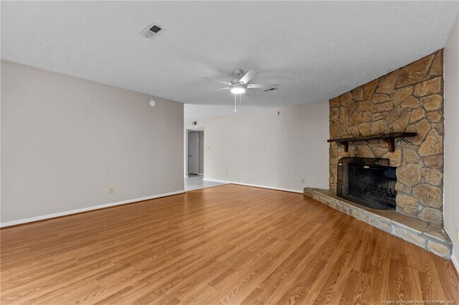 Building Photo - 6809 Timbercroft Ln