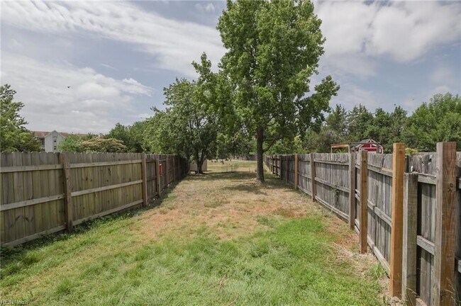 Building Photo - 3764 Chimney Creek Dr
