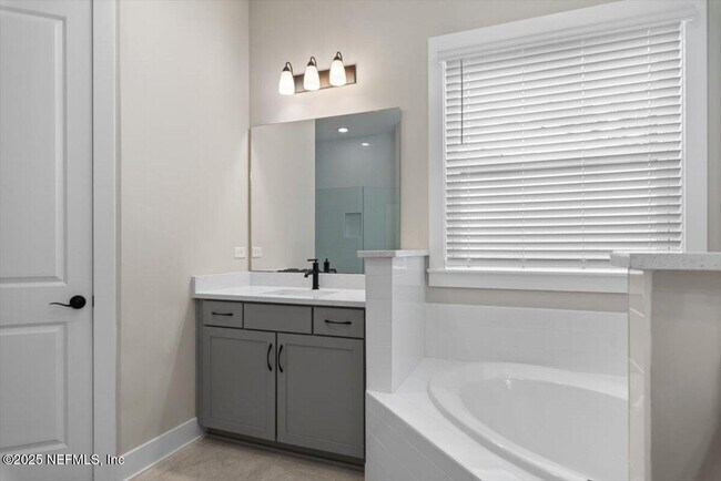 Building Photo - 141 Topside Dr.