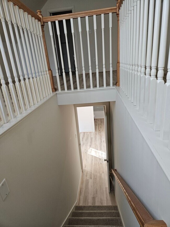 Building Photo - Like Brand New 3 Bedroom 2 Bath Home in Sandston!