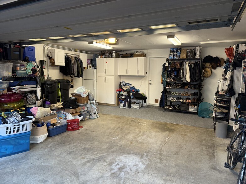 Building Photo - 4130 Porte de Palmas