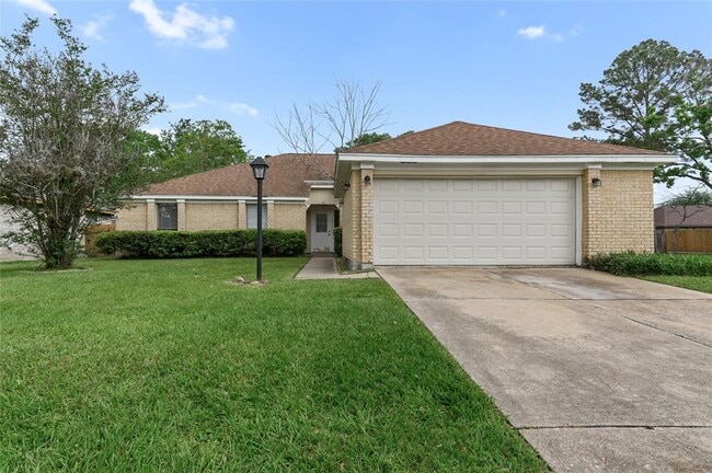 Primary Photo - 21302 Park Bend Dr