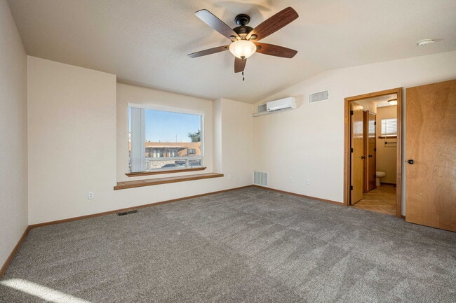 Building Photo - 2353 Saturn Cir