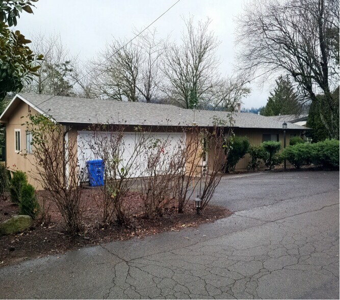 Building Photo - 5819 SW Boundary St