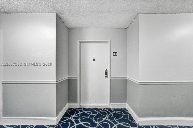 Building Photo - 1600 S Ocean Dr
