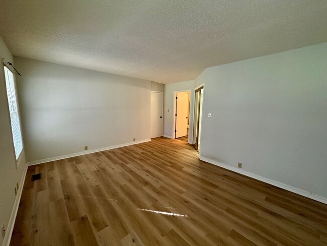 Building Photo - Black Mountain - Two Bedroom, 55 + Community