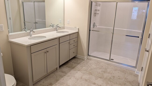 Building Photo - 110 Trotter Rd