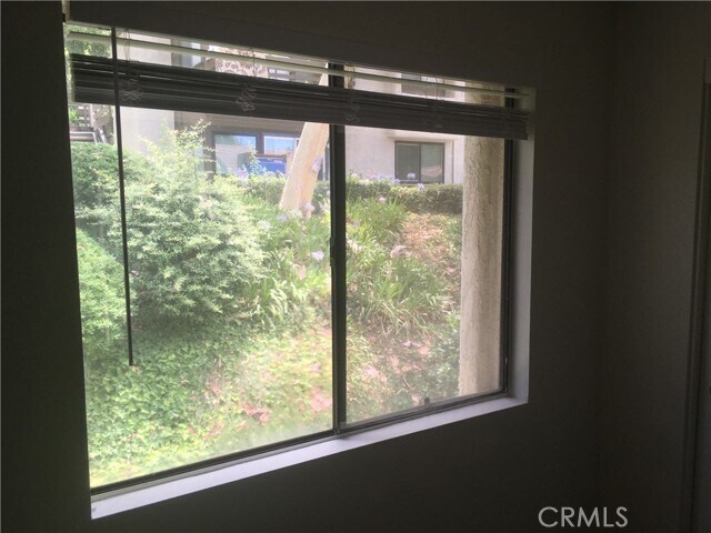 Building Photo - 22892 Hilton Head Dr