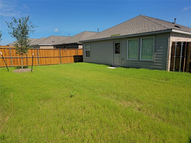 Building Photo - 1600 Baron Ln