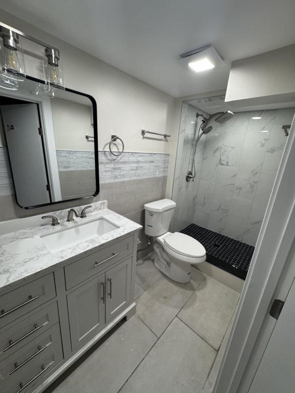 Building Photo - 17814 Burnham Ave