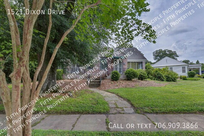 Building Photo - 1521 S Dixon Dr