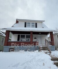 Building Photo - 703 N D St