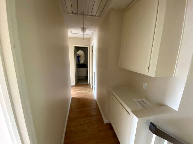 Building Photo - 1587 Gatewood Ct