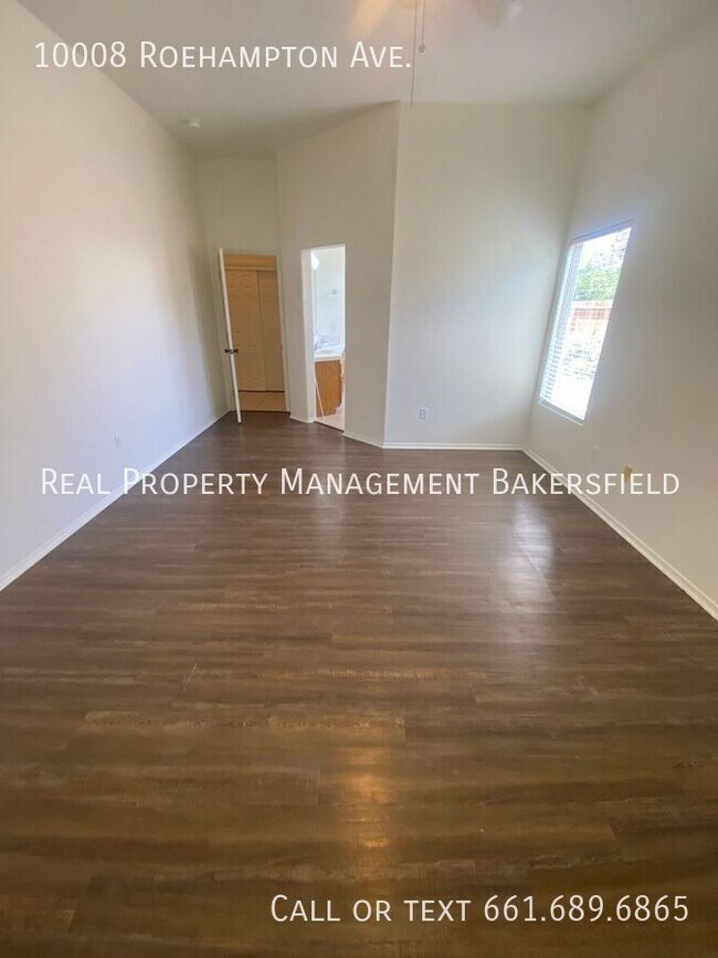 Building Photo - 10008 Roehampton Ave