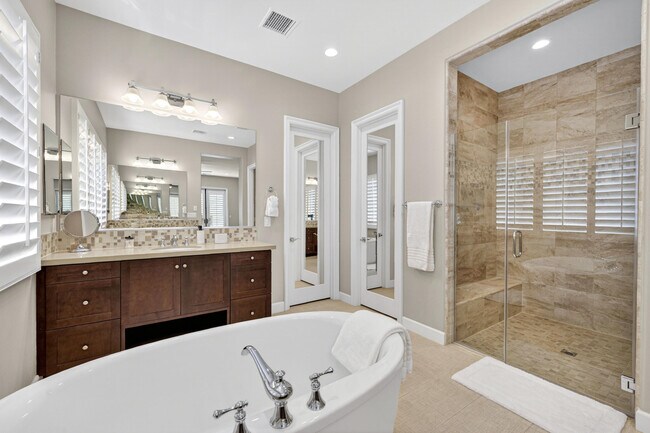 Building Photo - 55120 Autumn Valley Ct