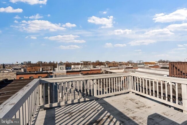 Building Photo - 431 S Robinson St