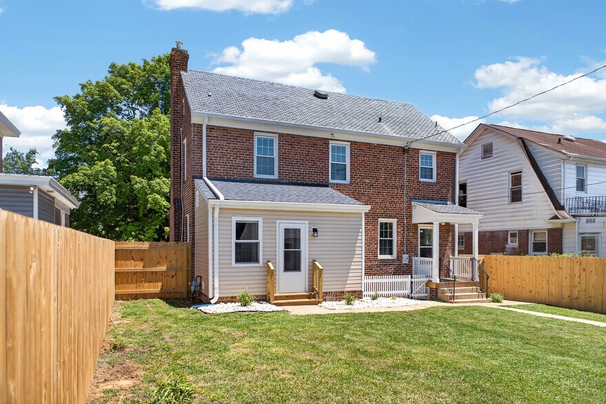 Building Photo - 3208 Griffin Ave