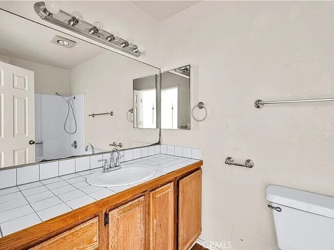 Building Photo - 5464 Mariposa Ave