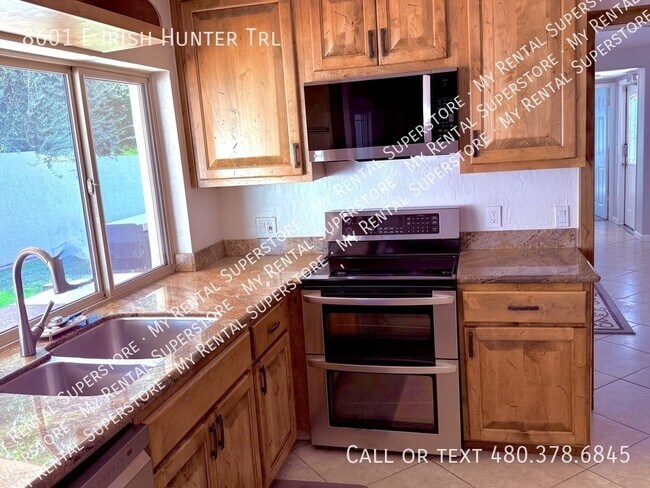 Building Photo - 8601 E Irish Hunter Trail