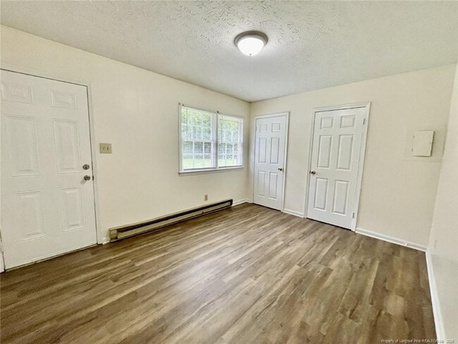 Building Photo - 3241 Willard Dr
