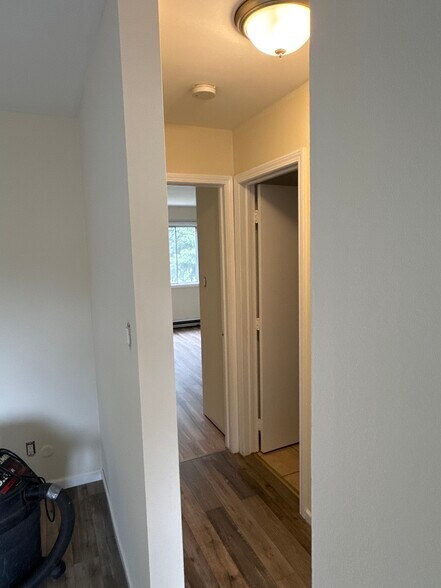 Building Photo - 5174 W 82nd Ct