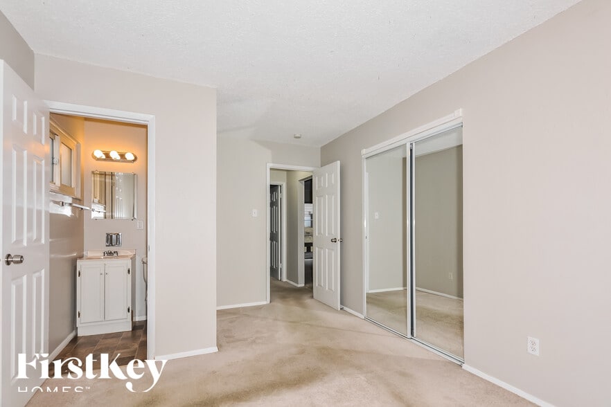 Building Photo - 14389 Wild Fox Ct