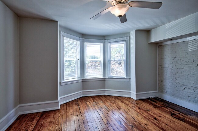 Building Photo - 1115 Frances Ave