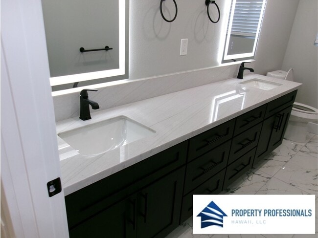 Building Photo - Brand New!