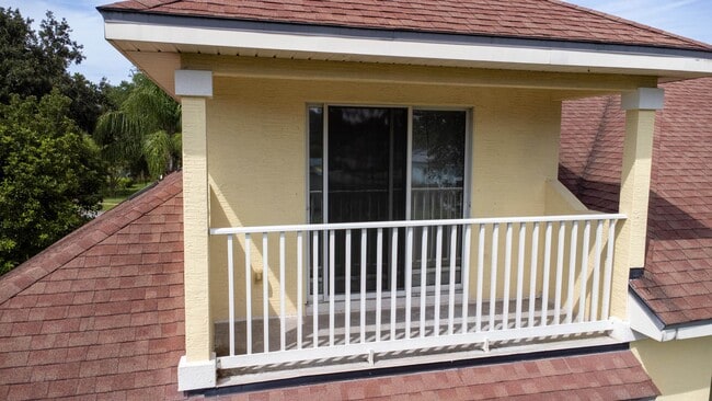 Building Photo - 109 Bilbao Dr