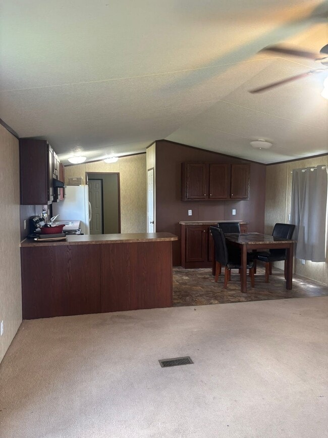 Building Photo - 294 Wilson Bridge Rd