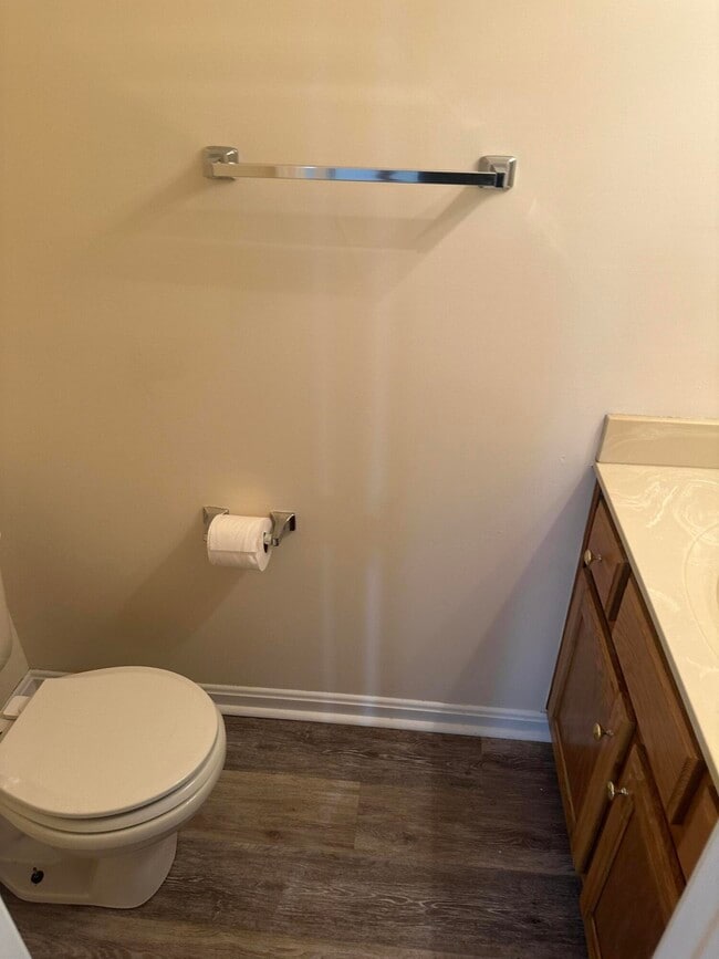 Building Photo - 1017 Smither Dr