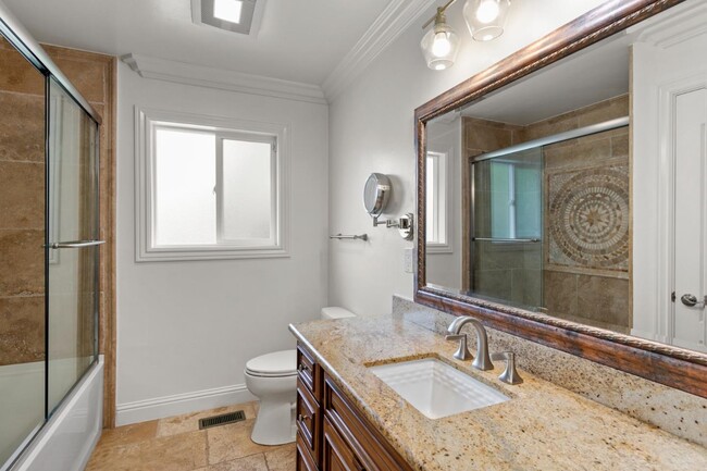 Building Photo - 1824 Black Mountain Rd