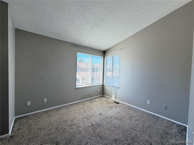 Building Photo - 862 Summer Dr