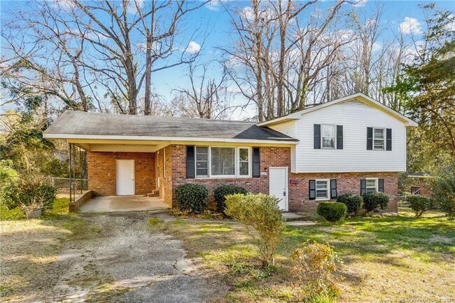 Building Photo - 1089 Essex Pl