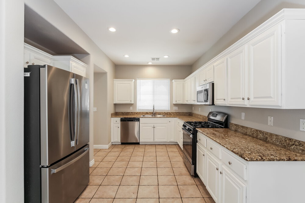 Building Photo - 8573 Primula Ct