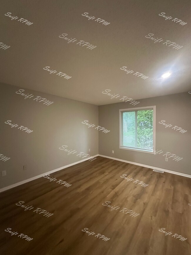 Building Photo - 8957 Hauser St