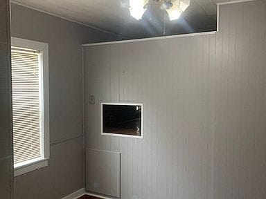 Building Photo - 960 Sarver St