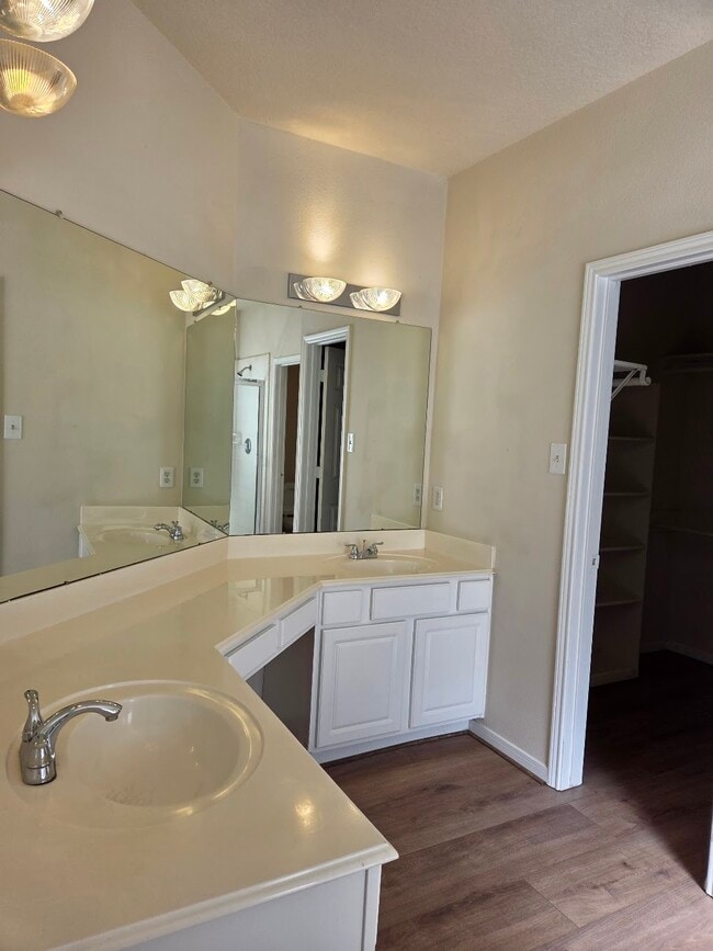 Building Photo - 5419 Bear Hunters Dr