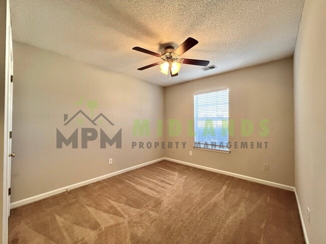 Building Photo - 139 Arthurdale Dr