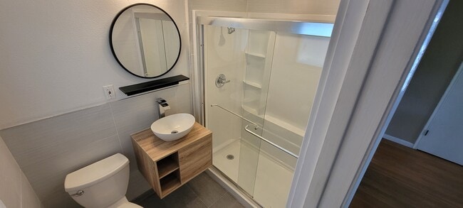 Building Photo - 7333 Wake Forrest Dr